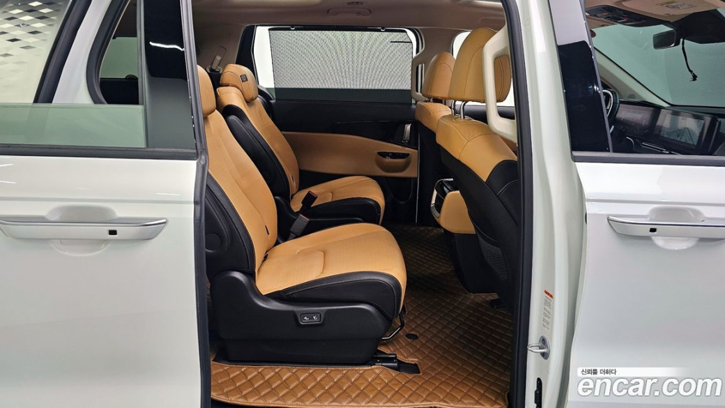 Kia Carnival 9-Seater Noblesse, 2022