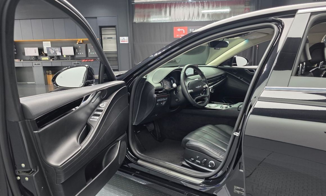 Genesis G80 Gasoline 2.5 Turbo AWD, 2022