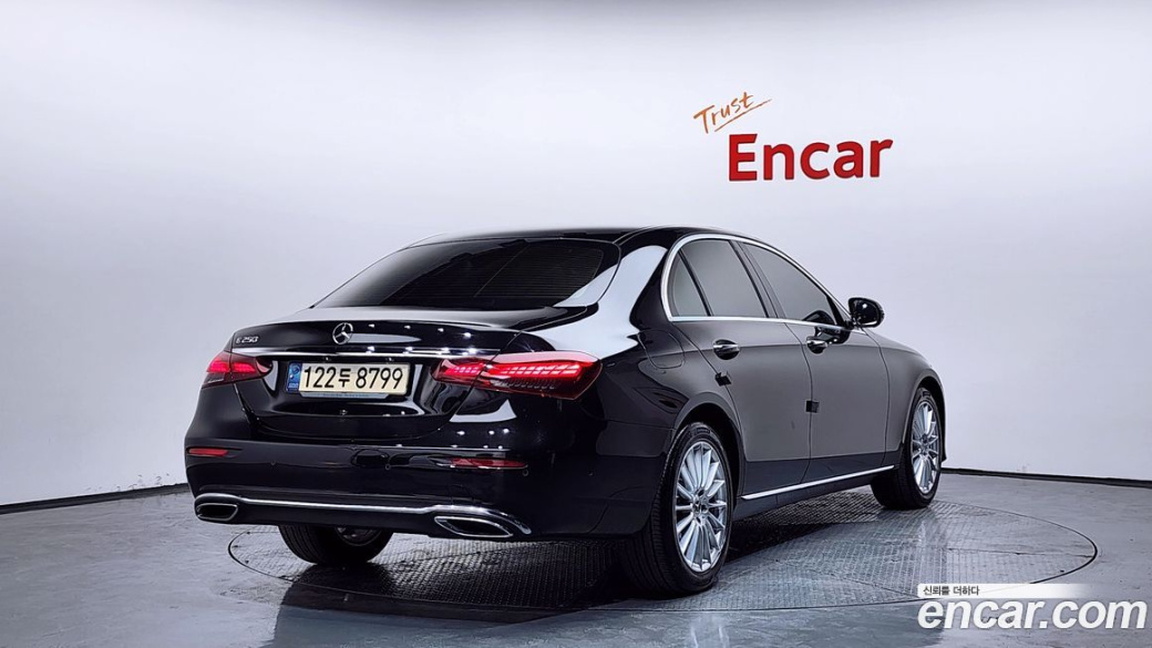 Mercedes-Benz E-Class E250 Exclusive, 2022