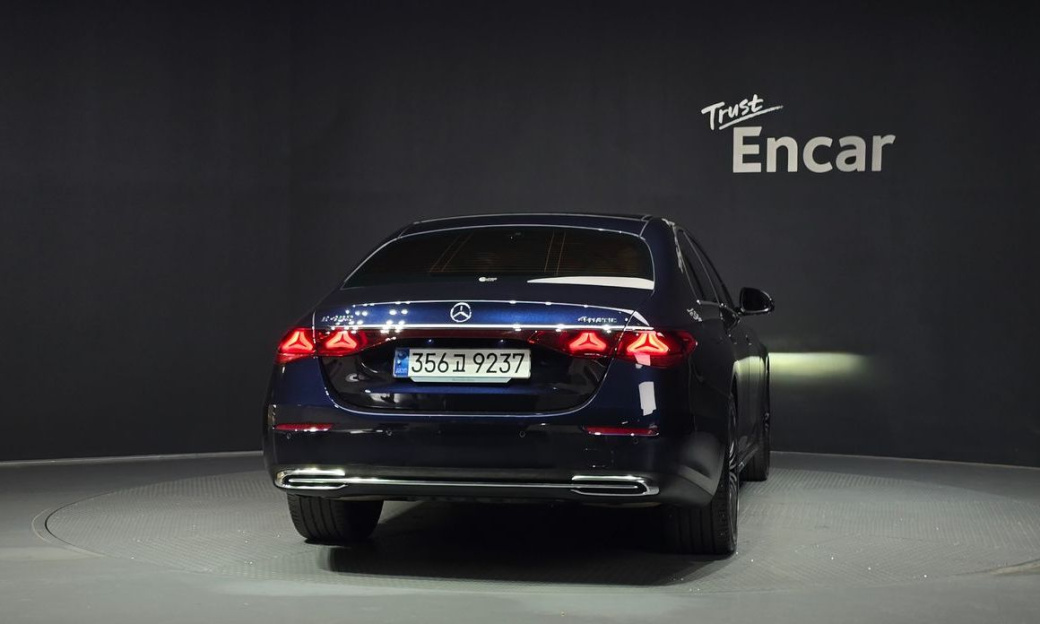 Mercedes-Benz E-Class E450 4MATIC, 2024