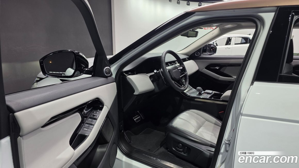 Land Rover Range Rover Evoque P250 Dynamic SE, 2024