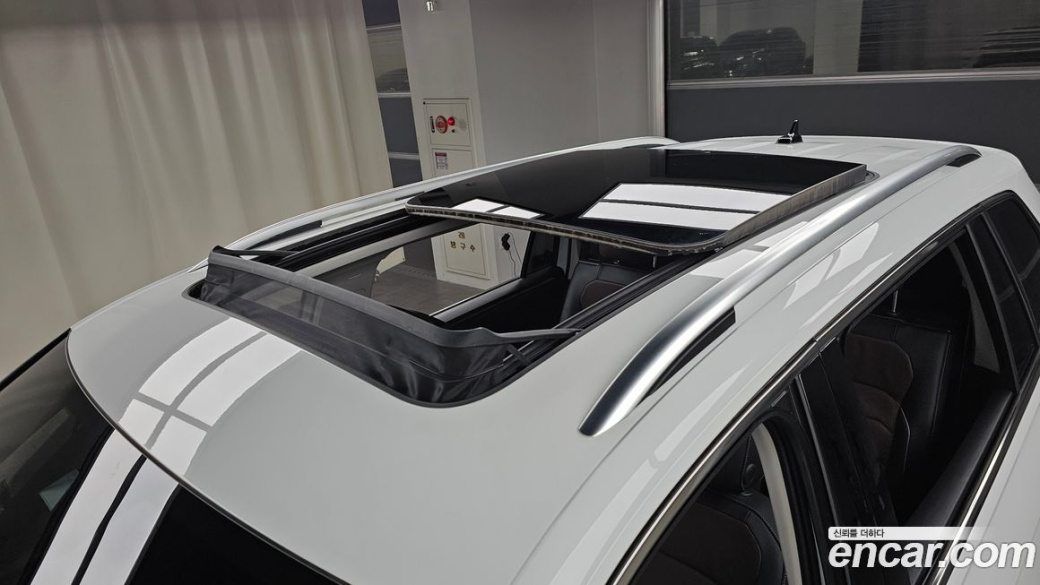 Volkswagen Tiguan 2.0 TSI Prestige, 2023
