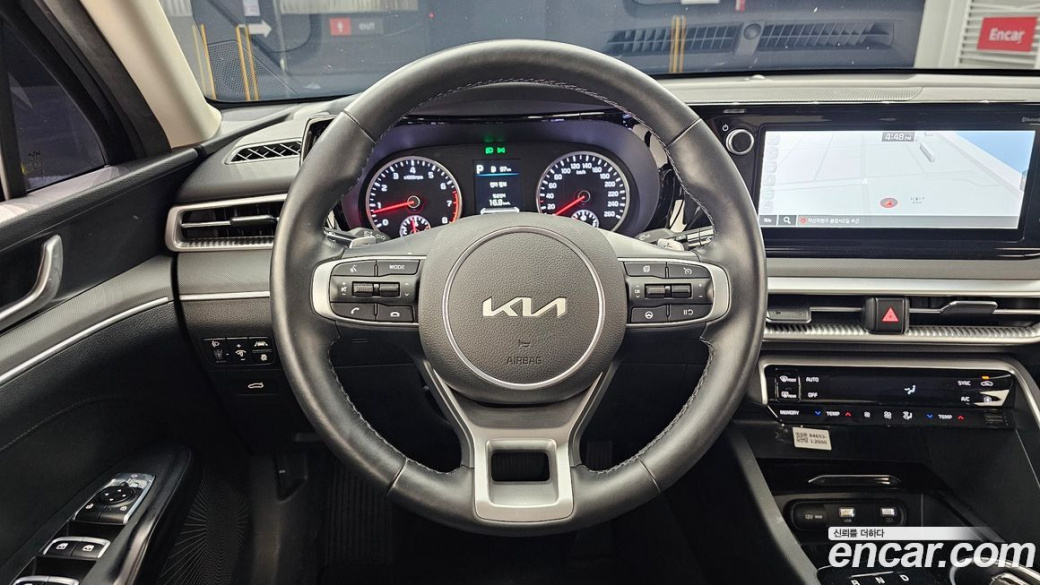 Kia K5 2.0, 2022