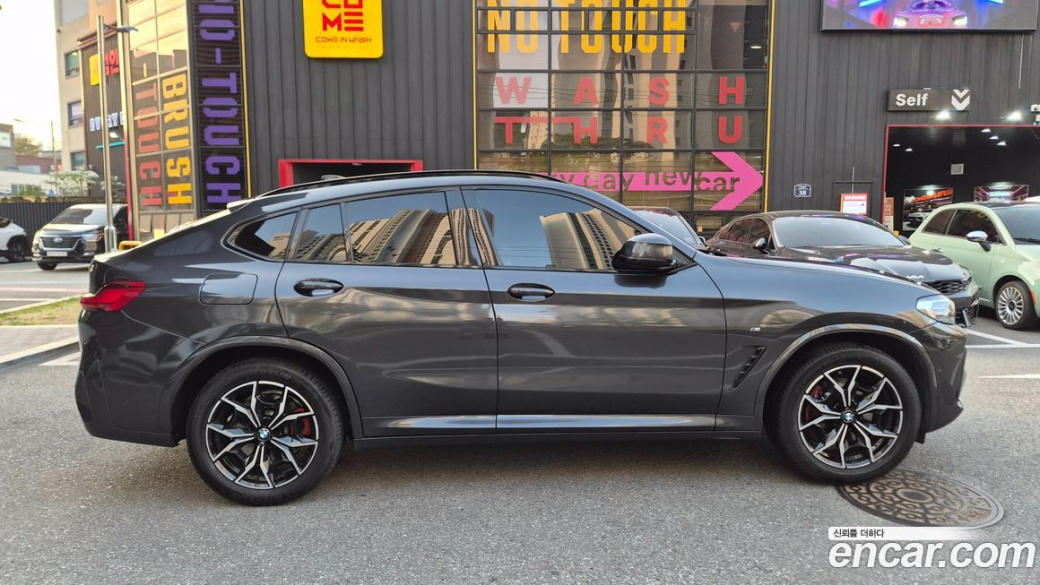 BMW X4 xDrive20i M Sports Pro, 2023