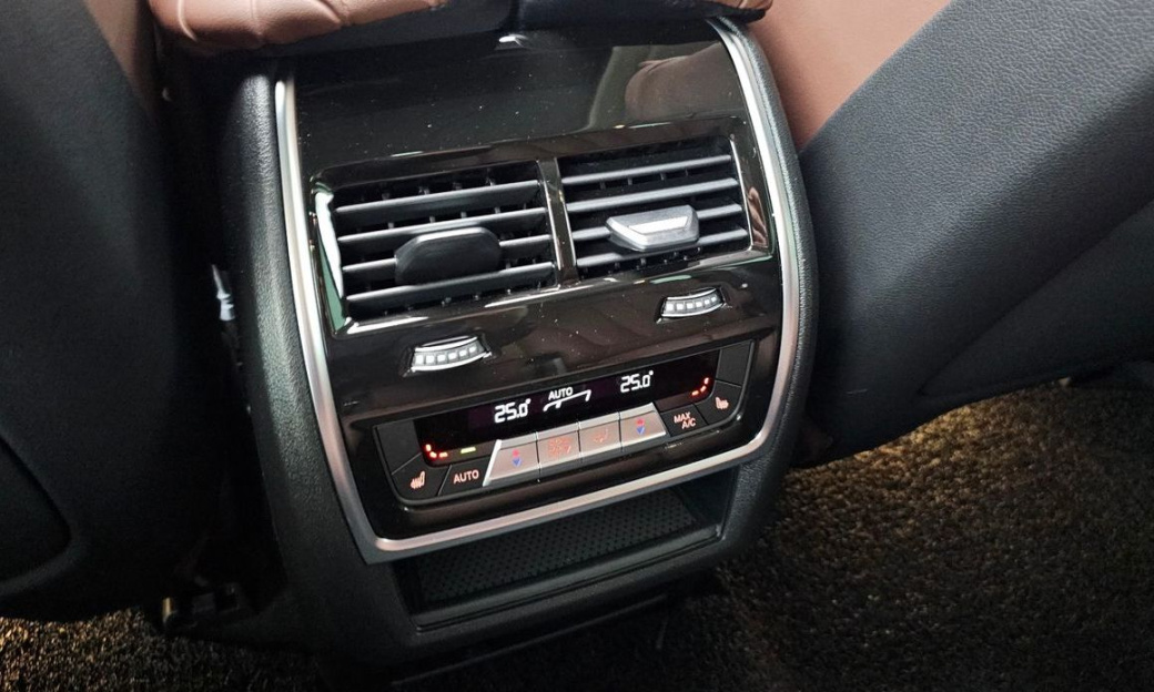 BMW X5 xDrive 40i xLine, 2024