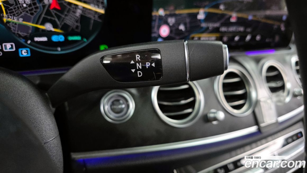 Mercedes-Benz E-Class E220d 4MATIC AMG Line, 2023