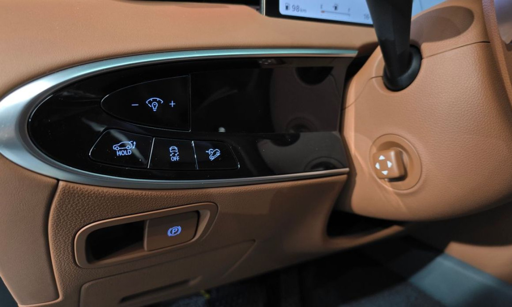 Genesis GV70 2.5T Gasoline 2WD, 2025