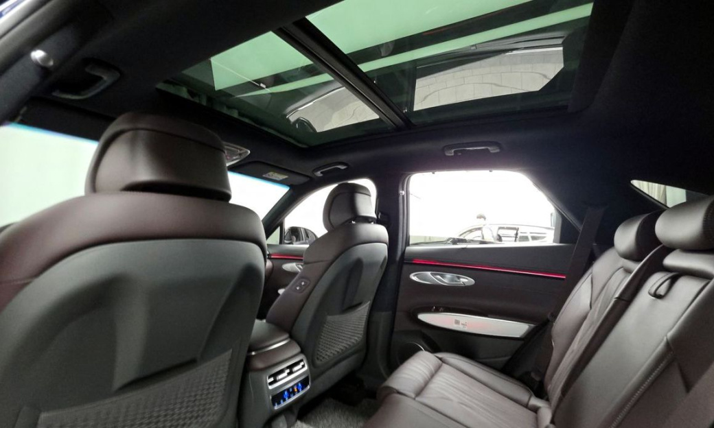 Genesis GV70 2.5T Gasoline AWD, 2025