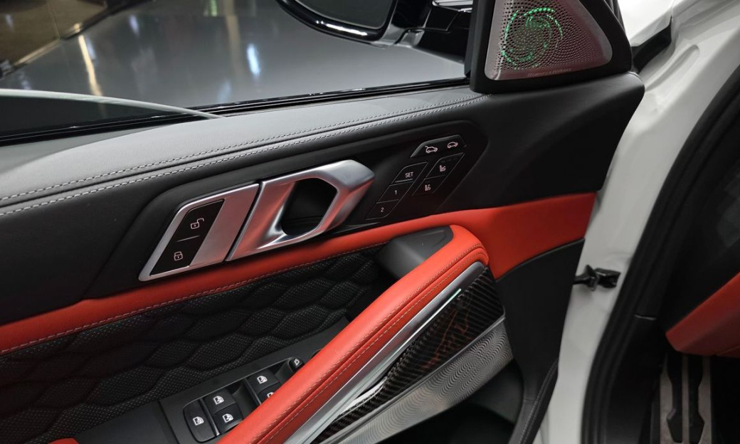 BMW X6M 4.4 Competition, 2024