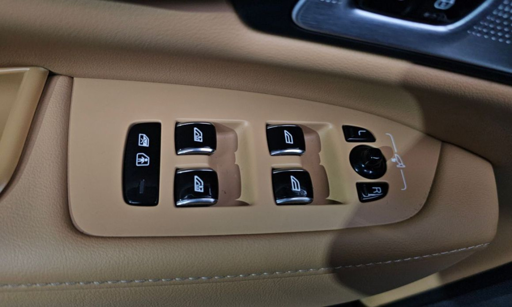 Volvo S90 B6 AWD Inscription, 2022