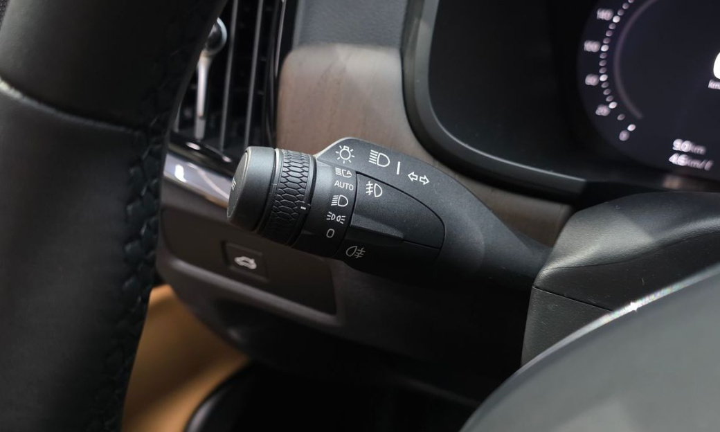 Volvo S90 B6 AWD Ultra Bright, 2023