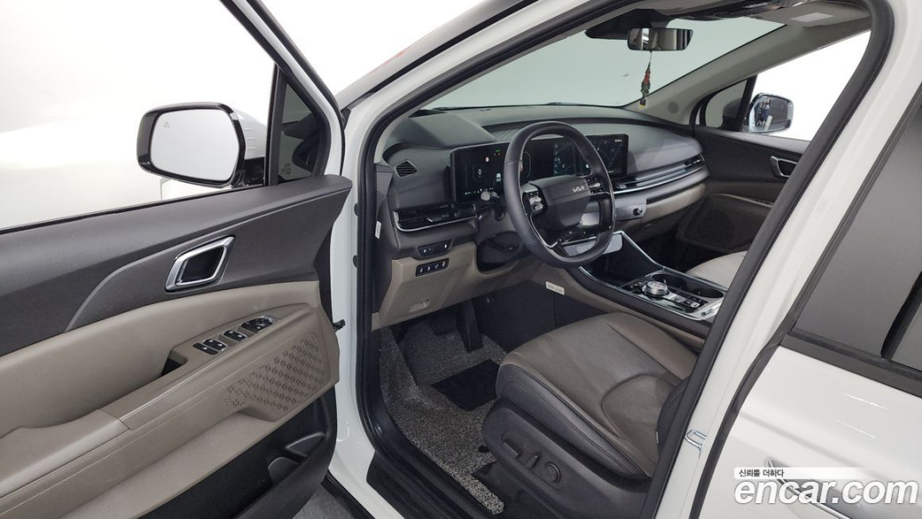 Kia Carnival 9-Seater Noblesse, 2025