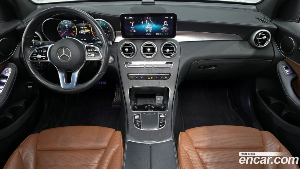 Mercedes-Benz GLC-Class GCL300 4MATIC Coupe, 2023