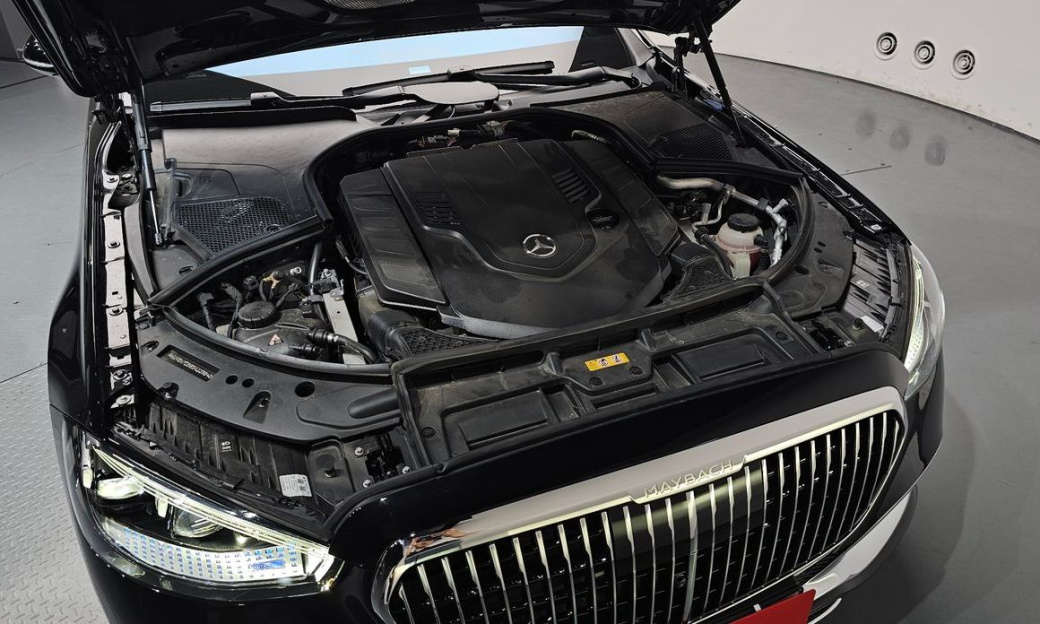 Mercedes-Benz S-Class Maybach S580 4MATIC, 2025