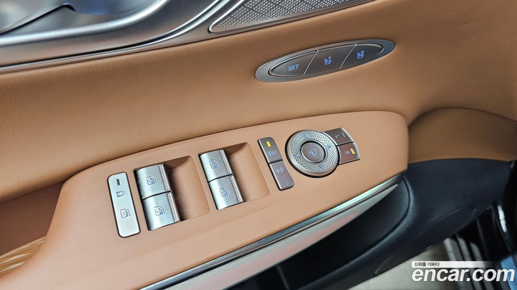 Genesis GV70 2.5T Gasoline AWD, 2025