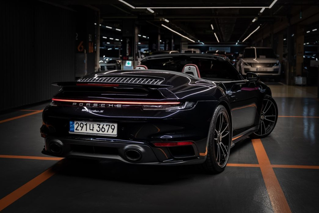 Porsche 911 Turbo S Cabriolet, 2024