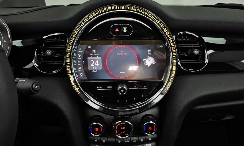 Mini Cooper Convertible Classic, 2024