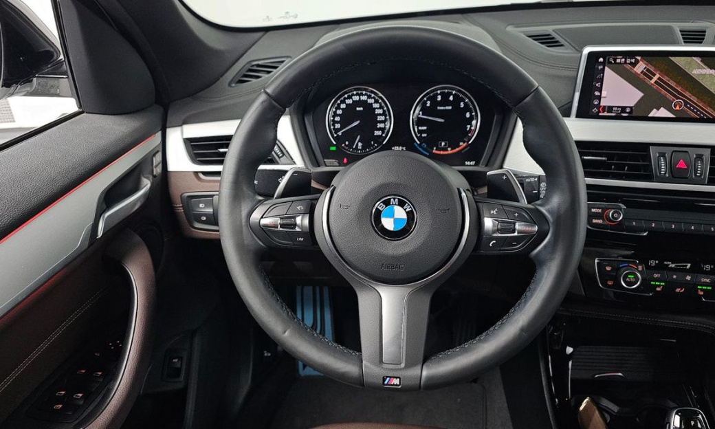 BMW X1 xDrive 20i M Sport, 2022