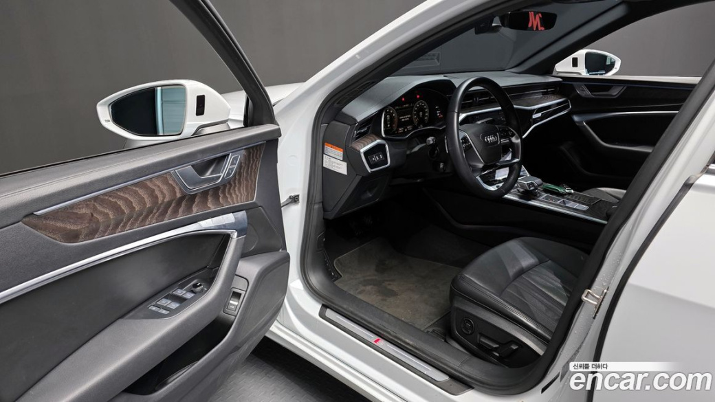 Audi A6 45 TFSI Quattro Premium, 2022