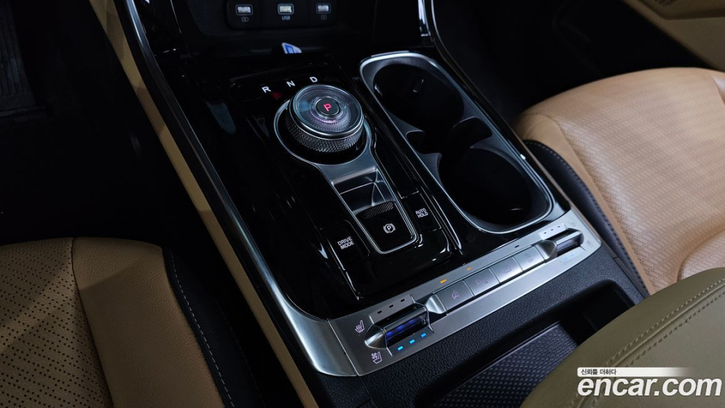 Kia Carnival 9-Seater Noblesse, 2022