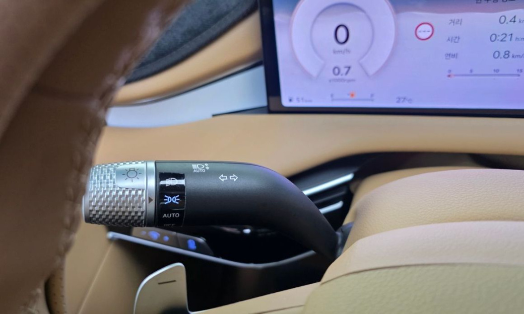 Genesis G80 Gasoline 2.5 Turbo AWD, 2025
