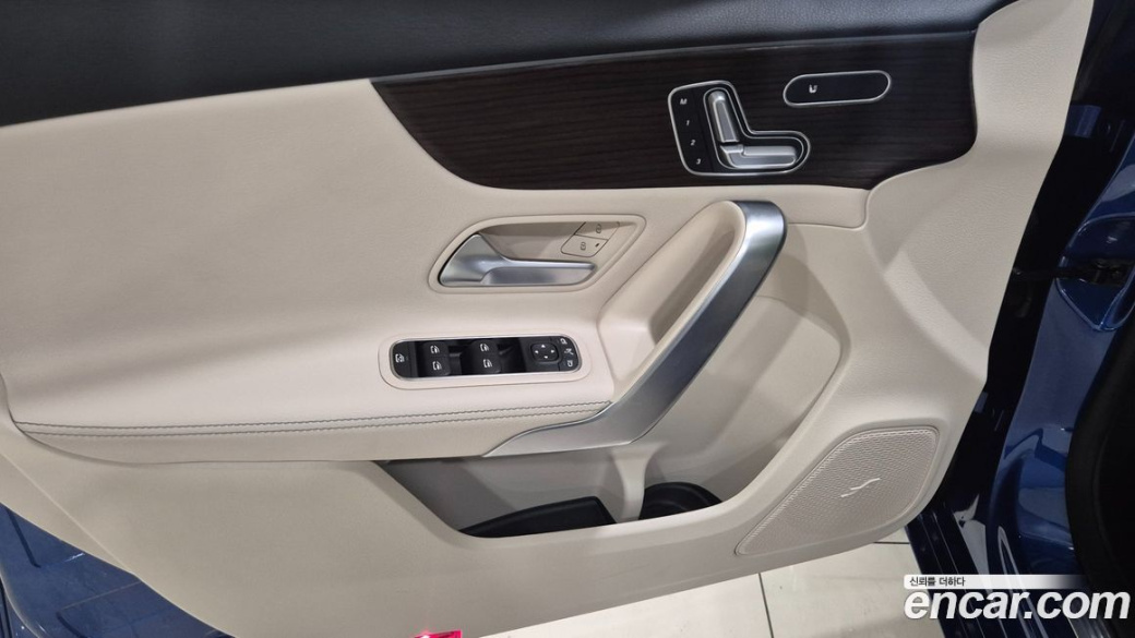 Mercedes-Benz A-Class A220 Hatchback, 2024