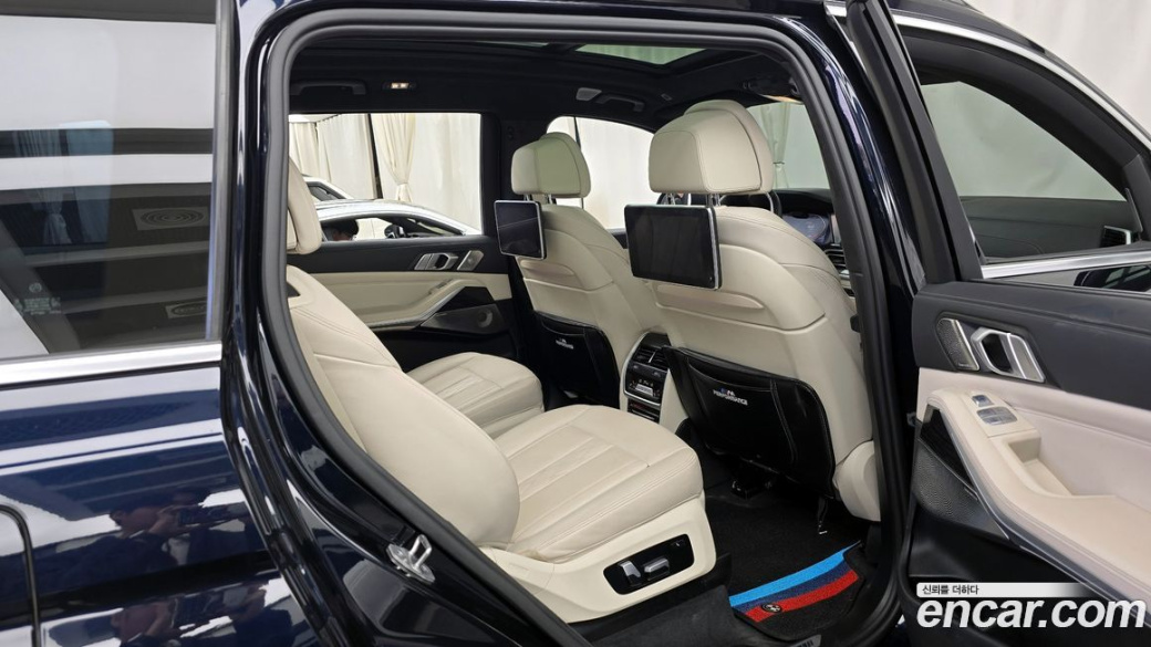 BMW X7 xDrive 40i M Sport 6STR, 2022