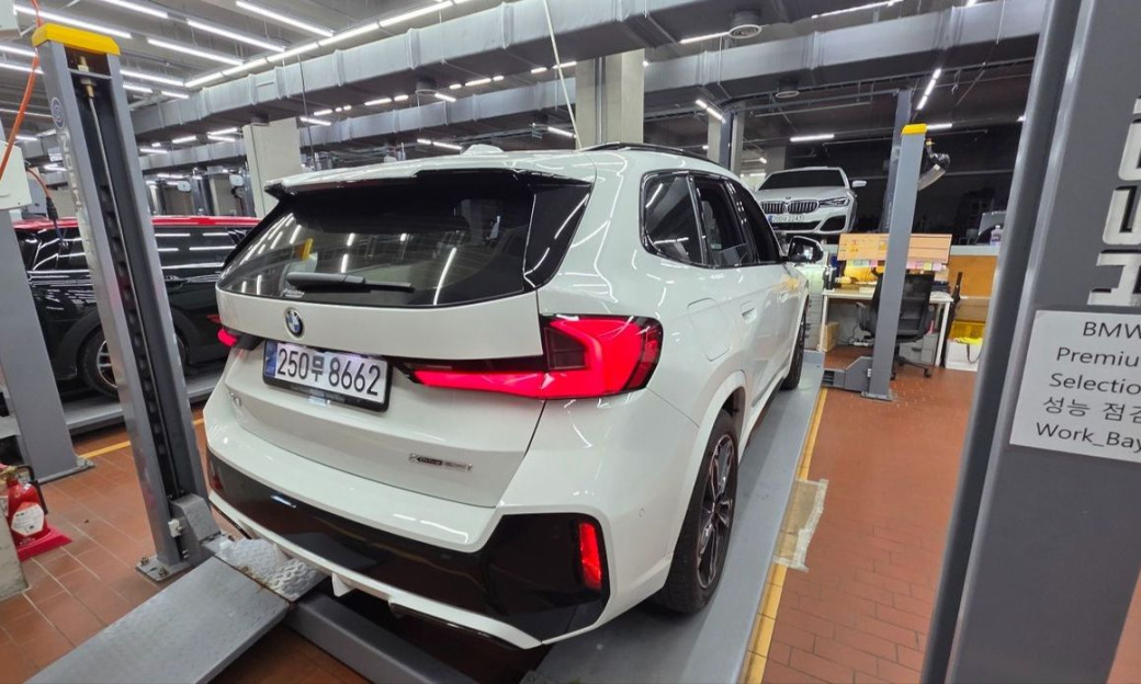 BMW X1 xDrive 20i M Sport, 2024