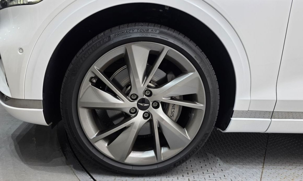Genesis GV70 2.5T Gasoline AWD, 2025