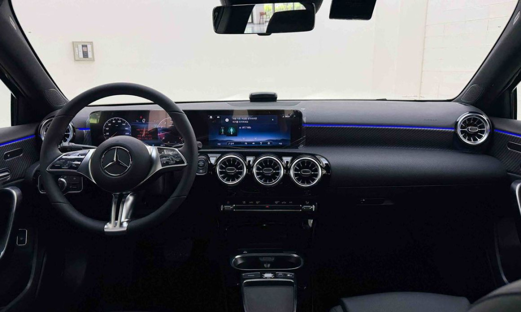 Mercedes-Benz A-Class A220 Sedan, 2026