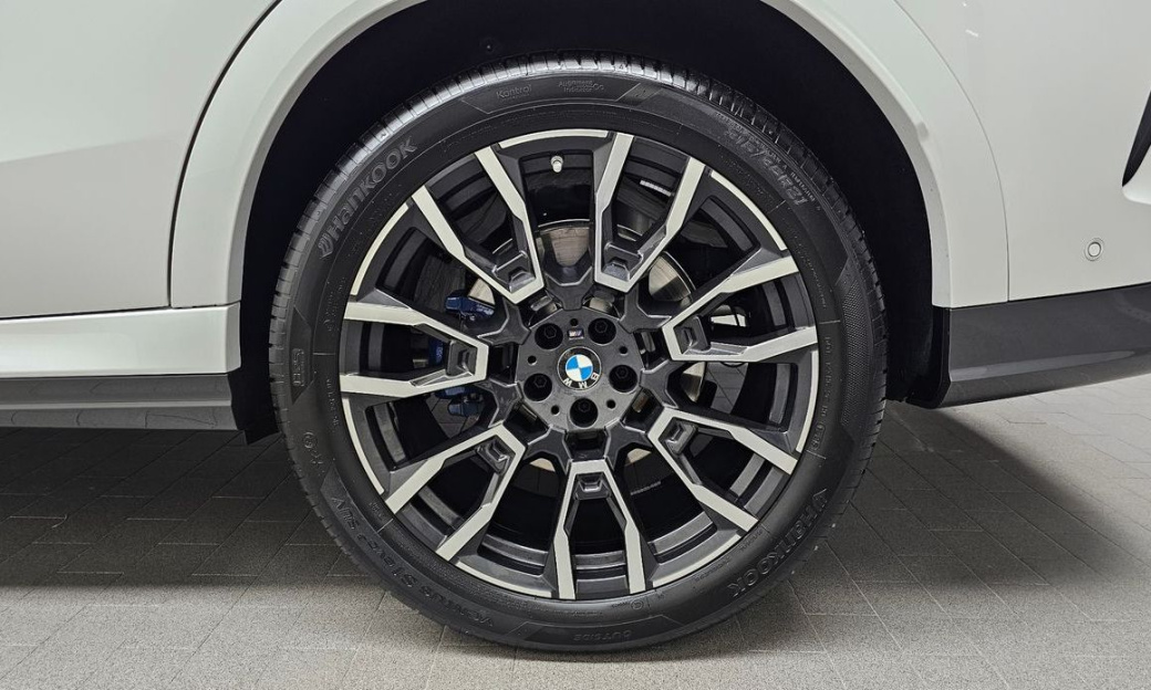 BMW X6 xDrive40i M Sport, 2025