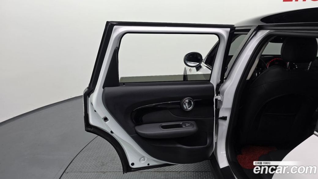 Mini Clubman Classic, 2024