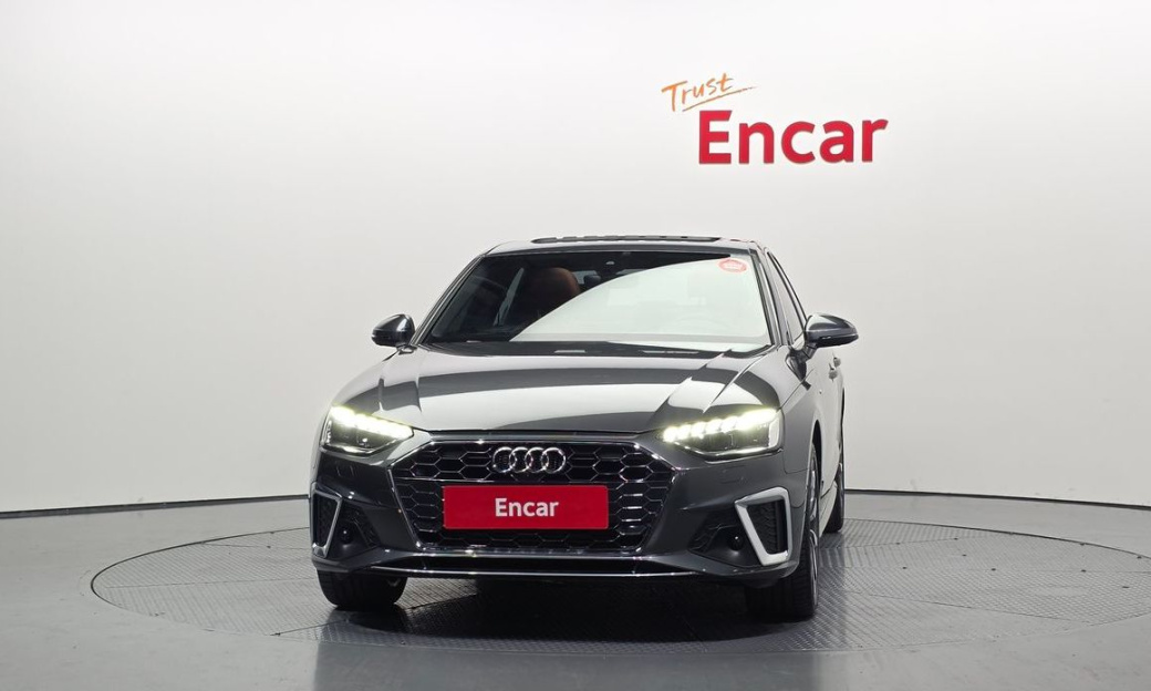 Audi A4 40 TFSI Premium, 2023