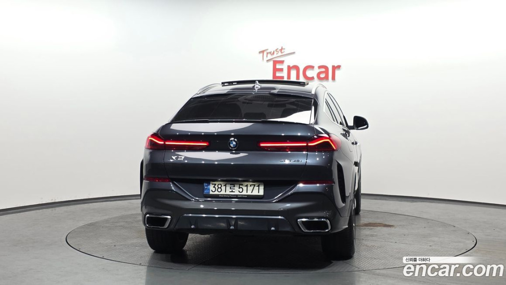 BMW X6 xDrive40i M Sport, 2022