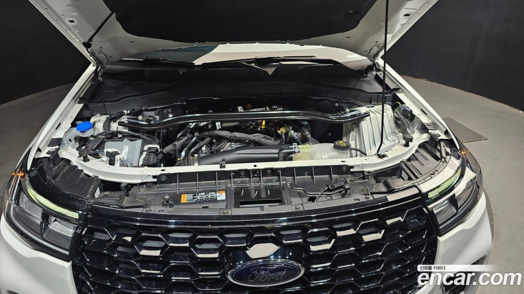Ford Explorer 2.3 ST-Line 4WD, 2025