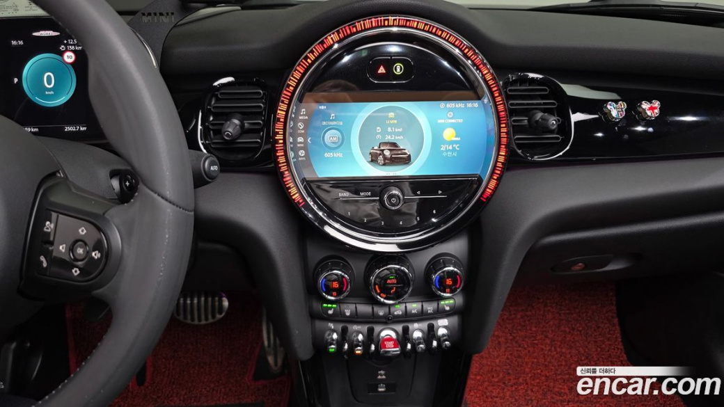 Mini Cooper Convertible JCW, 2023