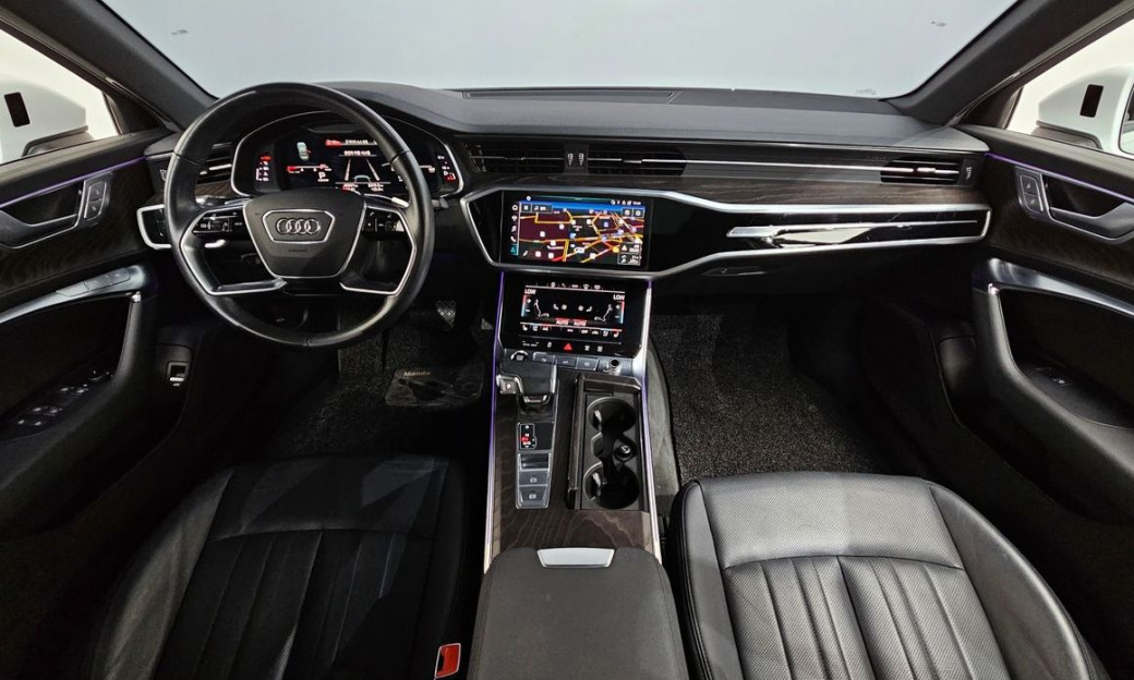 Audi A6 40 TDI Premium, 2022