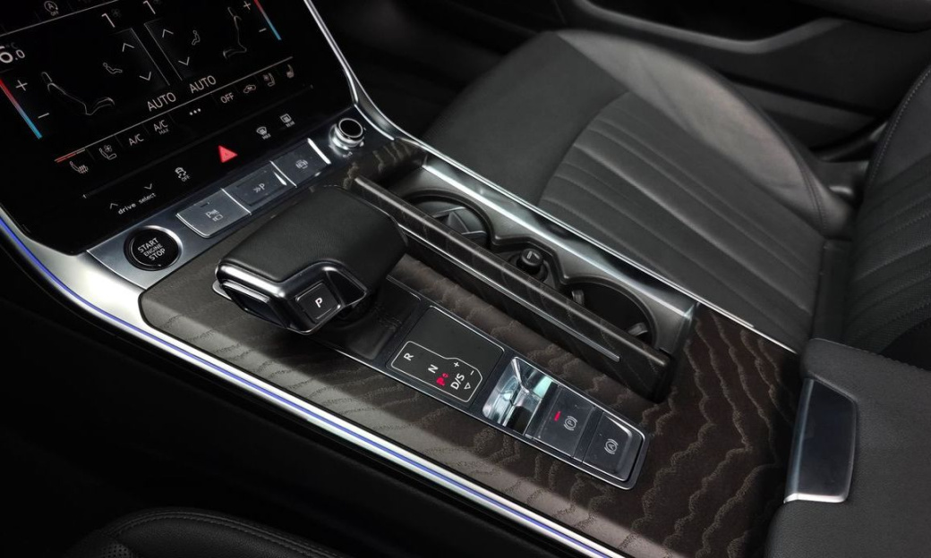 Audi A6 45 TFSI Quattro Premium, 2023