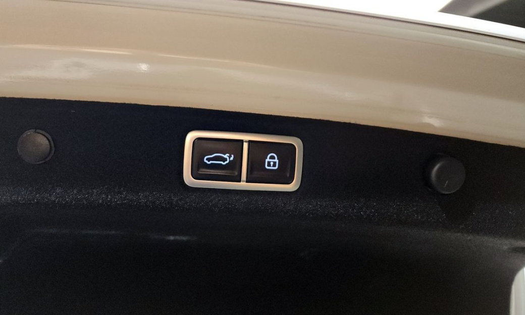 Hyundai Grandeur 2,5 Gasoline 2WD, 2023
