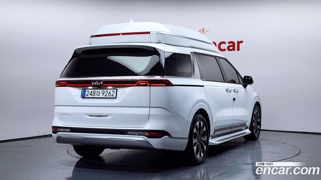 Kia Carnival 9-Seater Hi-Limousine, 2022