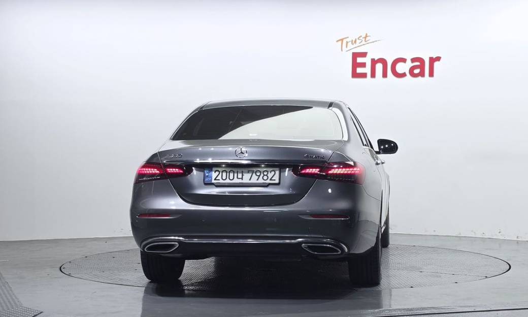 Mercedes-Benz E-Class E350 4MATIC Avantgarde, 2022