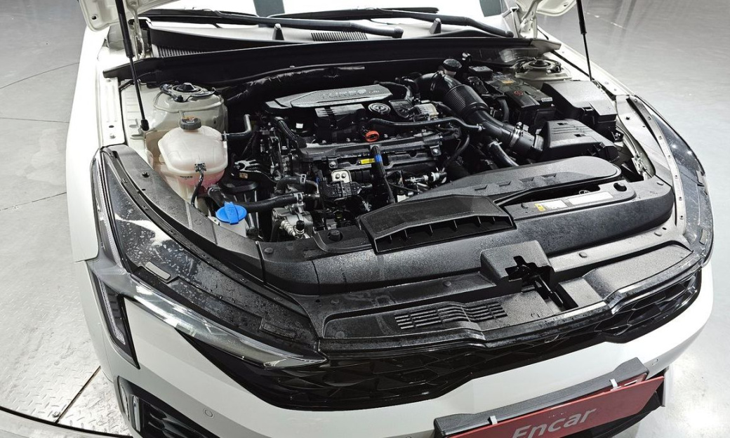 Kia K5 1.6 Turbo, 2026
