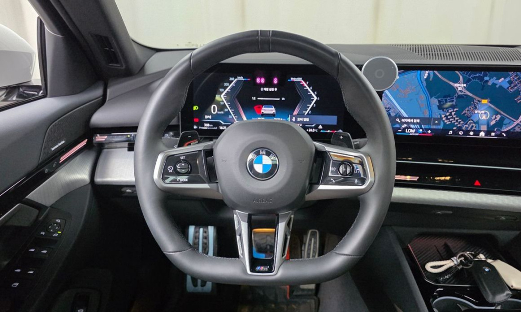 BMW 5-Series 520i M Sport, 2024