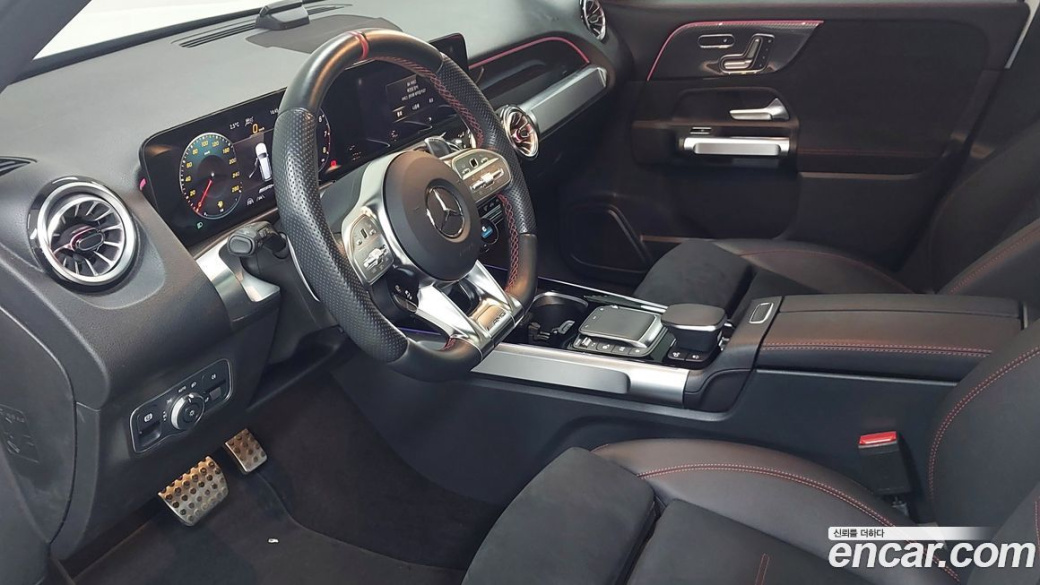 Mercedes-Benz GLB-Class AMG GLB35 4MATIC, 2022
