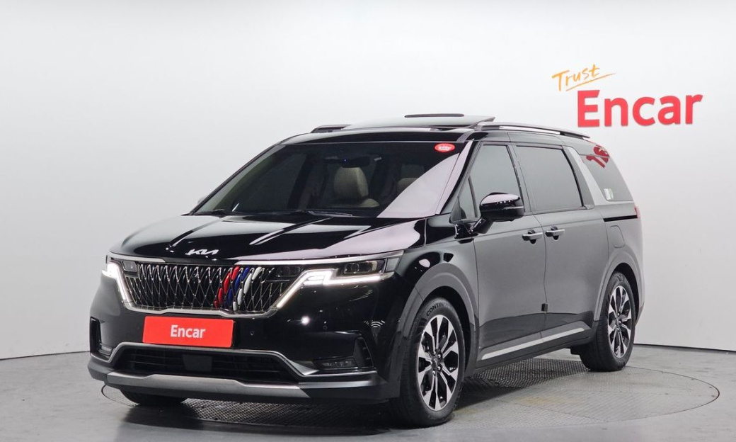 Kia Carnival 9-Seater Signature, 2023