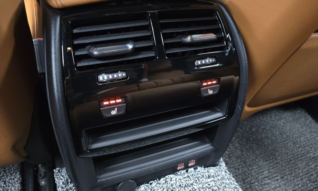 BMW 5-Series 520i M Sport, 2022