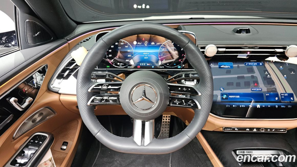 Mercedes-Benz E-Class E300 4MATIC AMG Line, 2026