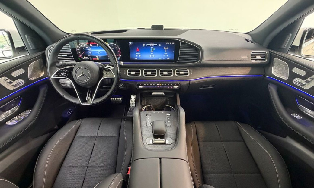 Mercedes-Benz GLS-Class GLS450d 4MATIC, 2026