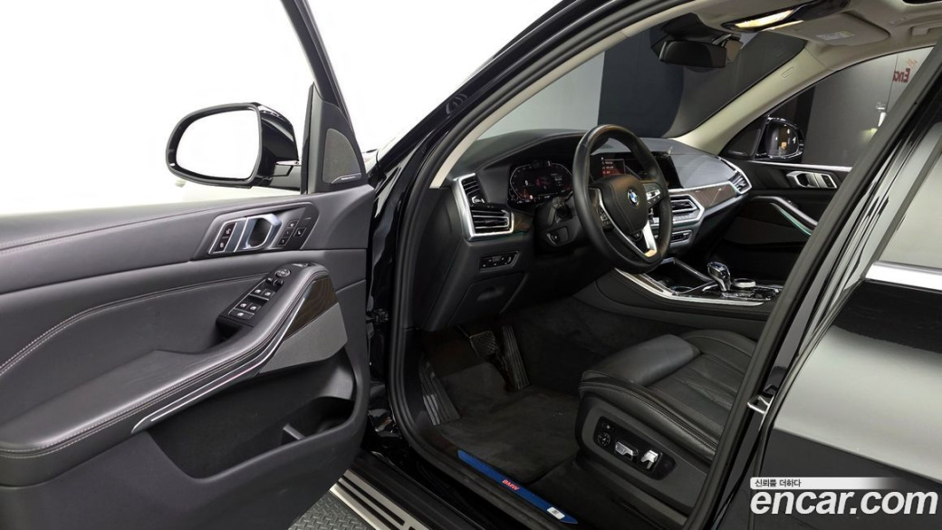 BMW X5 xDrive 40i xLine, 2023