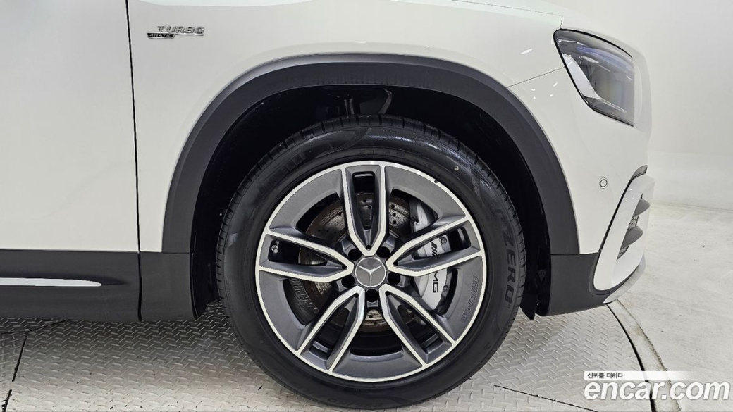 Mercedes-Benz GLB-Class AMG GLB35 4MATIC, 2026